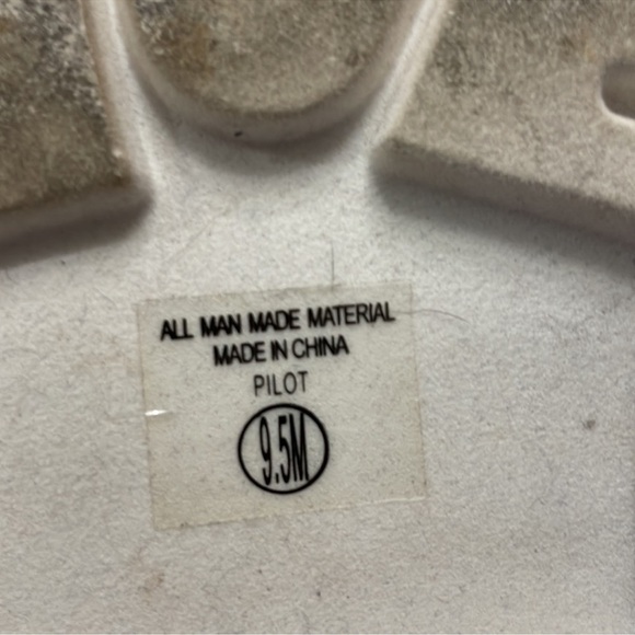 Lug sole boot - Picture 3 of 7